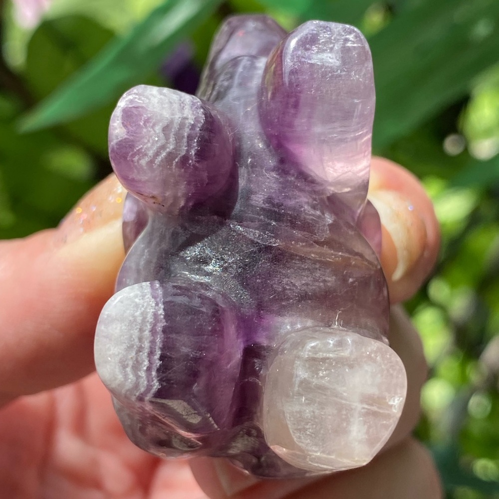 Purple Crystal Fluorite Elephant - Picture 12 of 16